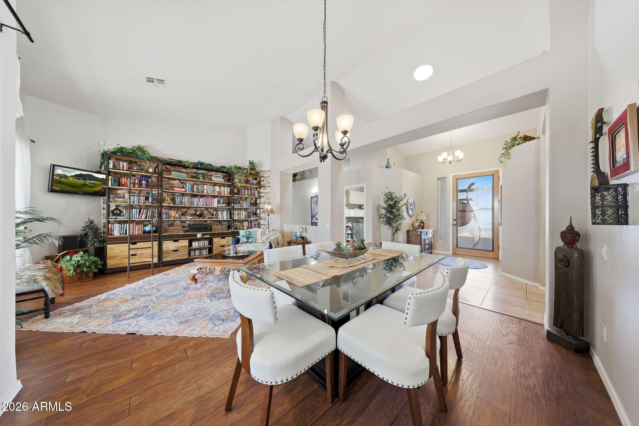 3897 E CULLUMBER Street