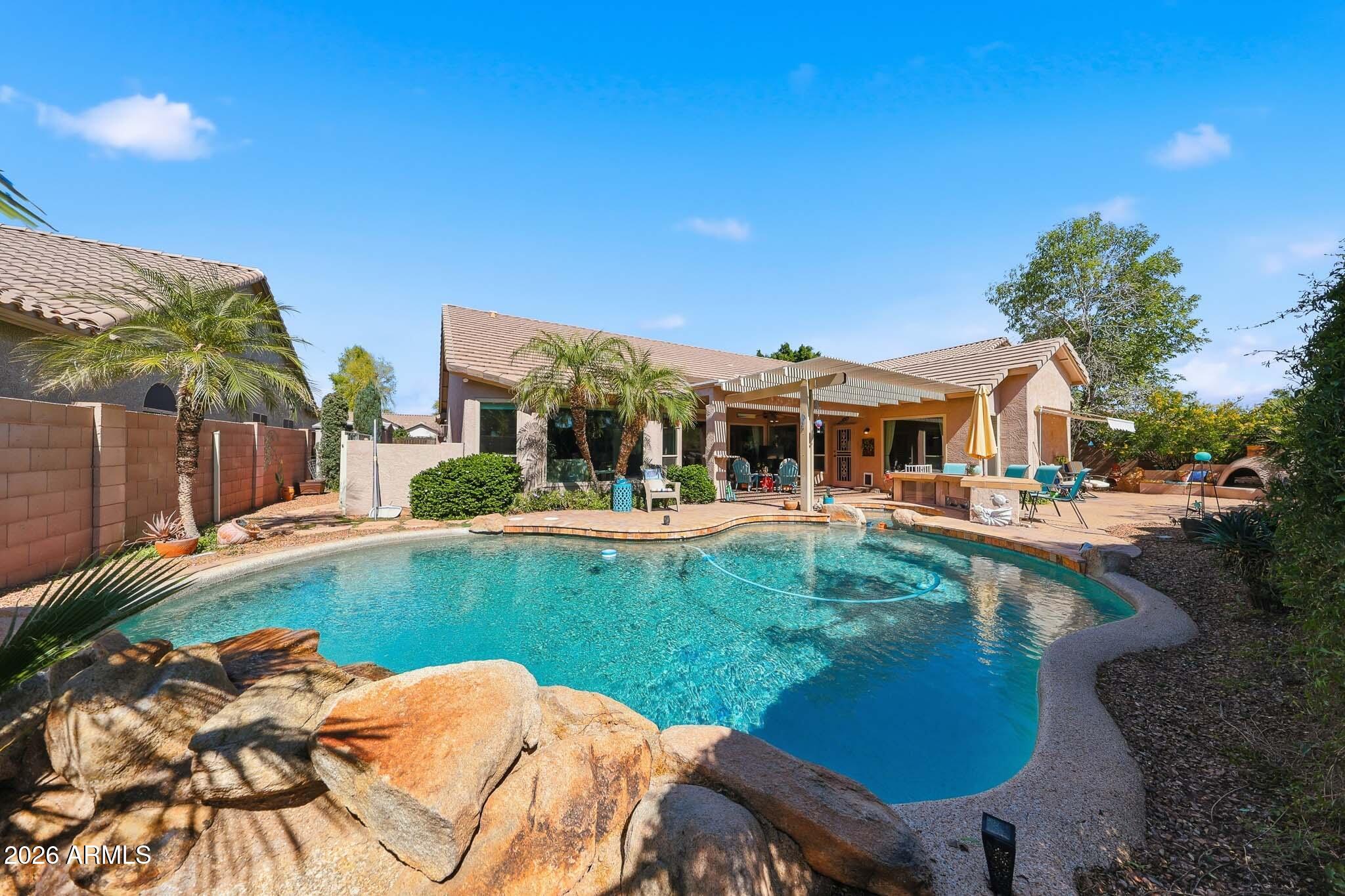 3897 E CULLUMBER Street