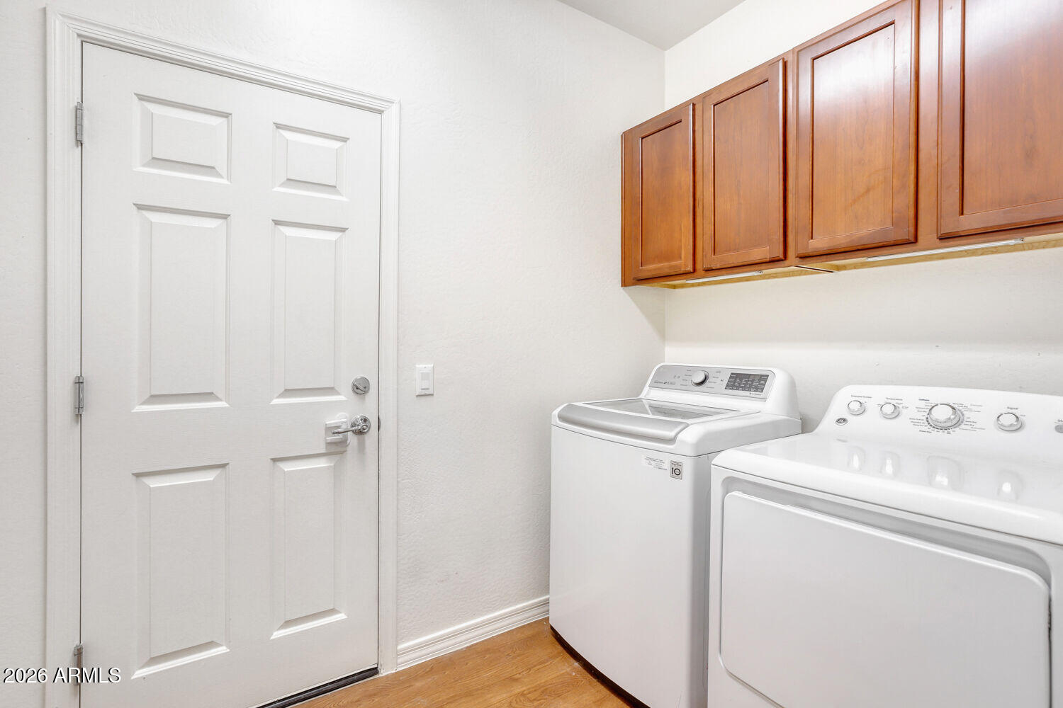 2145 W MONTE CRISTO Avenue