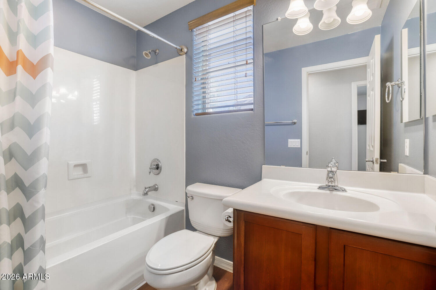 2145 W MONTE CRISTO Avenue