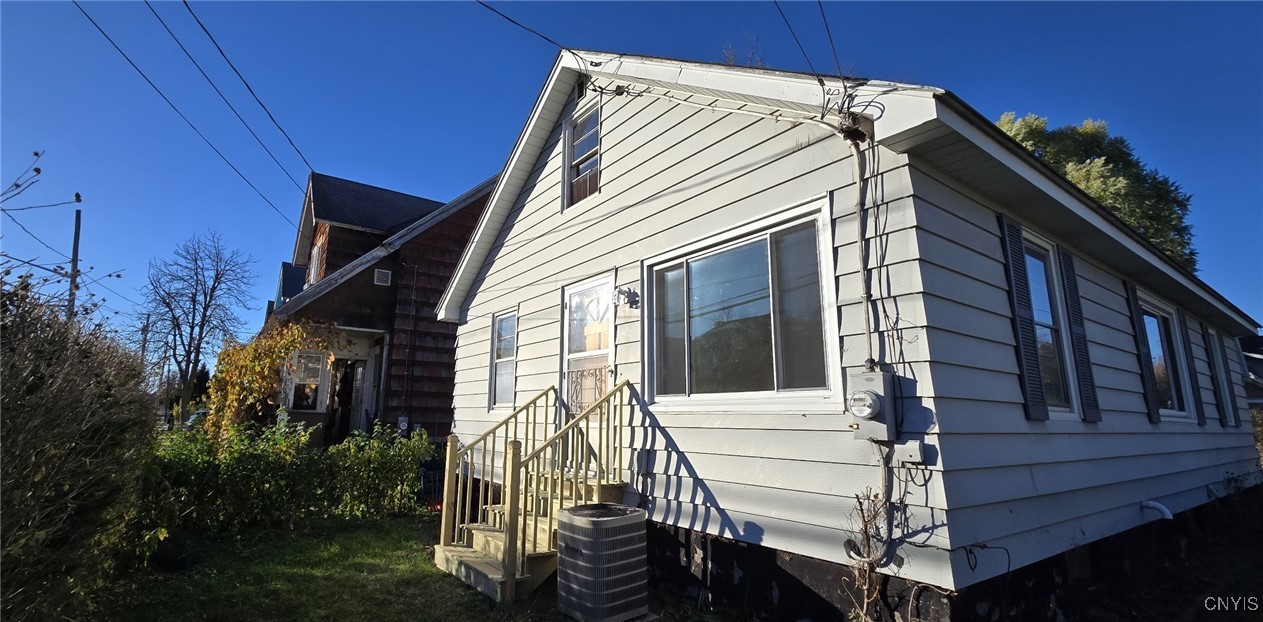 200 Hartson Street