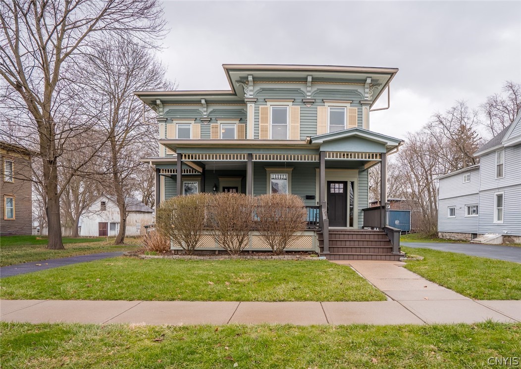 12 Cayuga Street