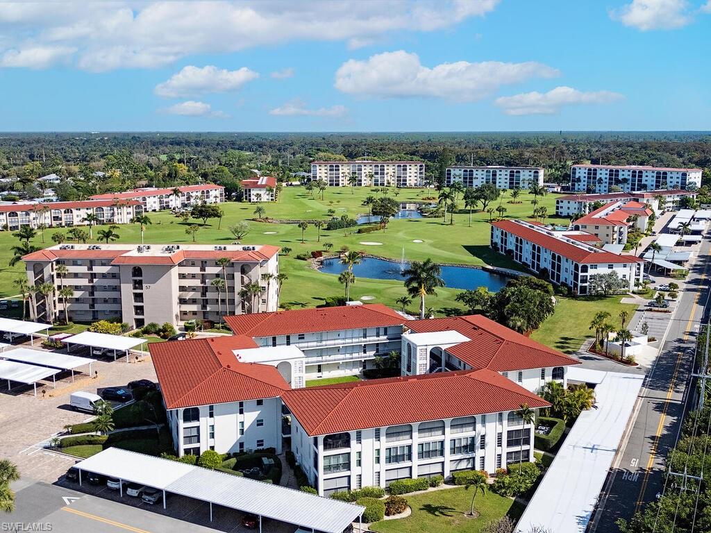 53 High Point Cir W 101 Naples Fl Us 34103 56fc8b24771fc53986698767580123a0