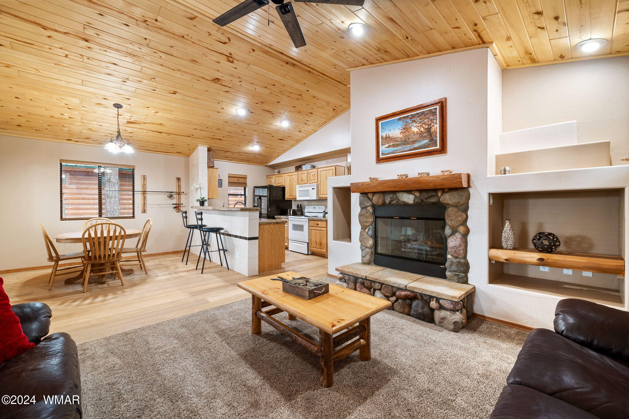2706 High Pine Loop