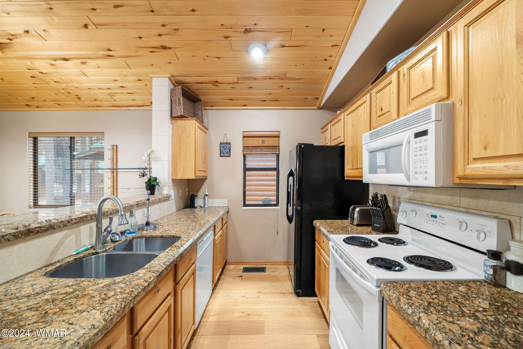 2706 High Pine Loop