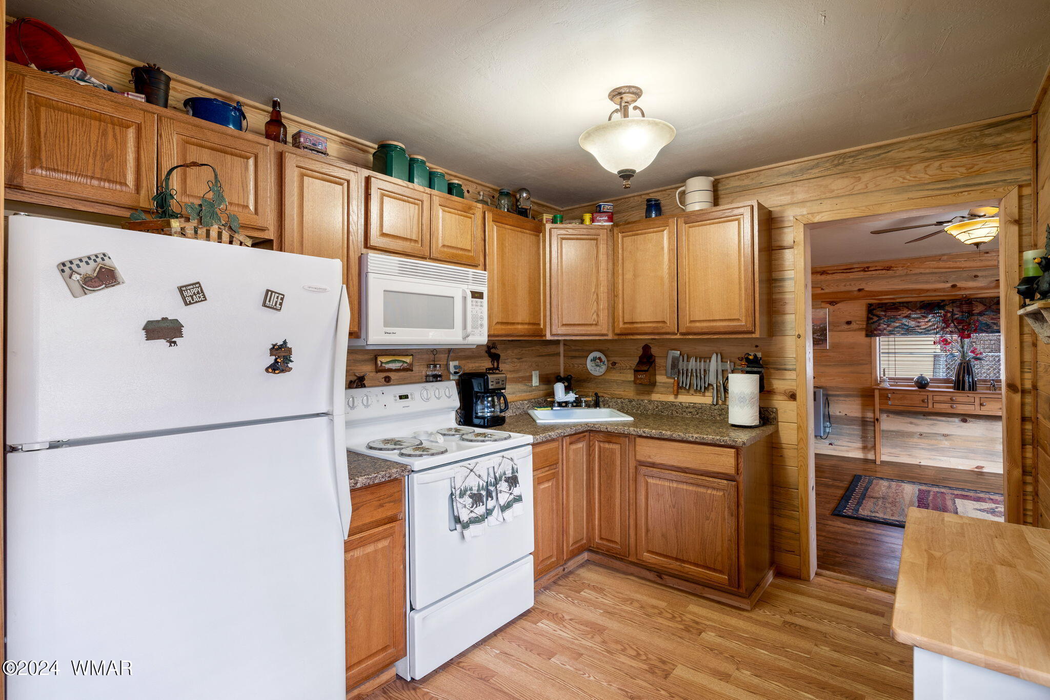 2083 Pinewood Drive