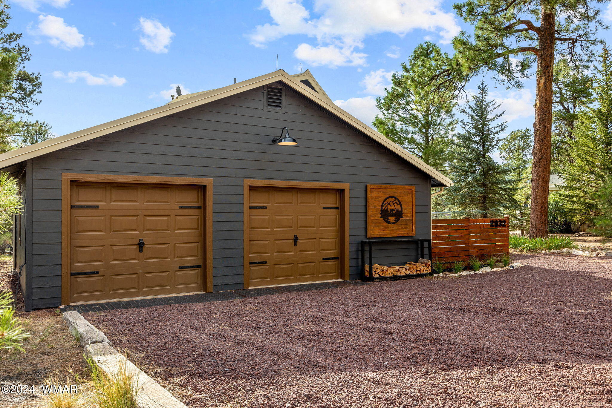 2932 Breezy Pine Drive