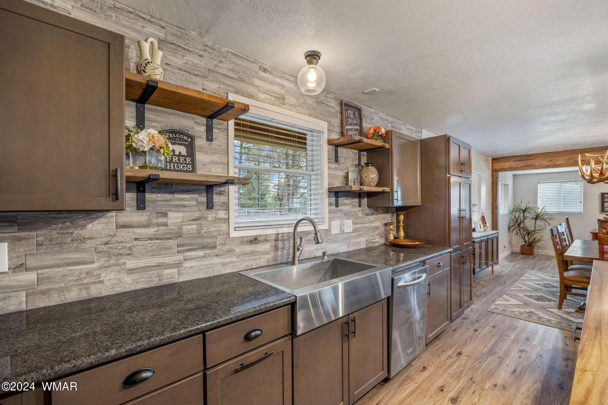 2932 Breezy Pine Drive
