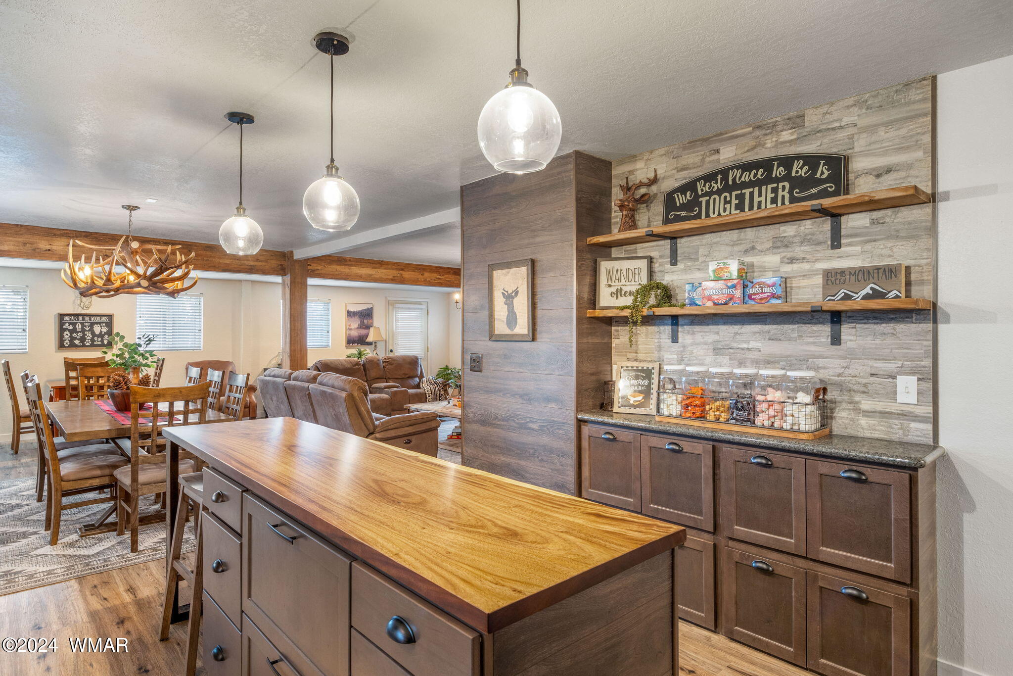 2932 Breezy Pine Drive