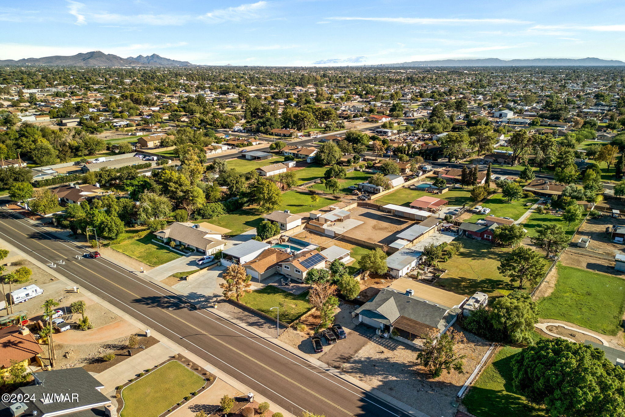 5327 W Paradise Lane