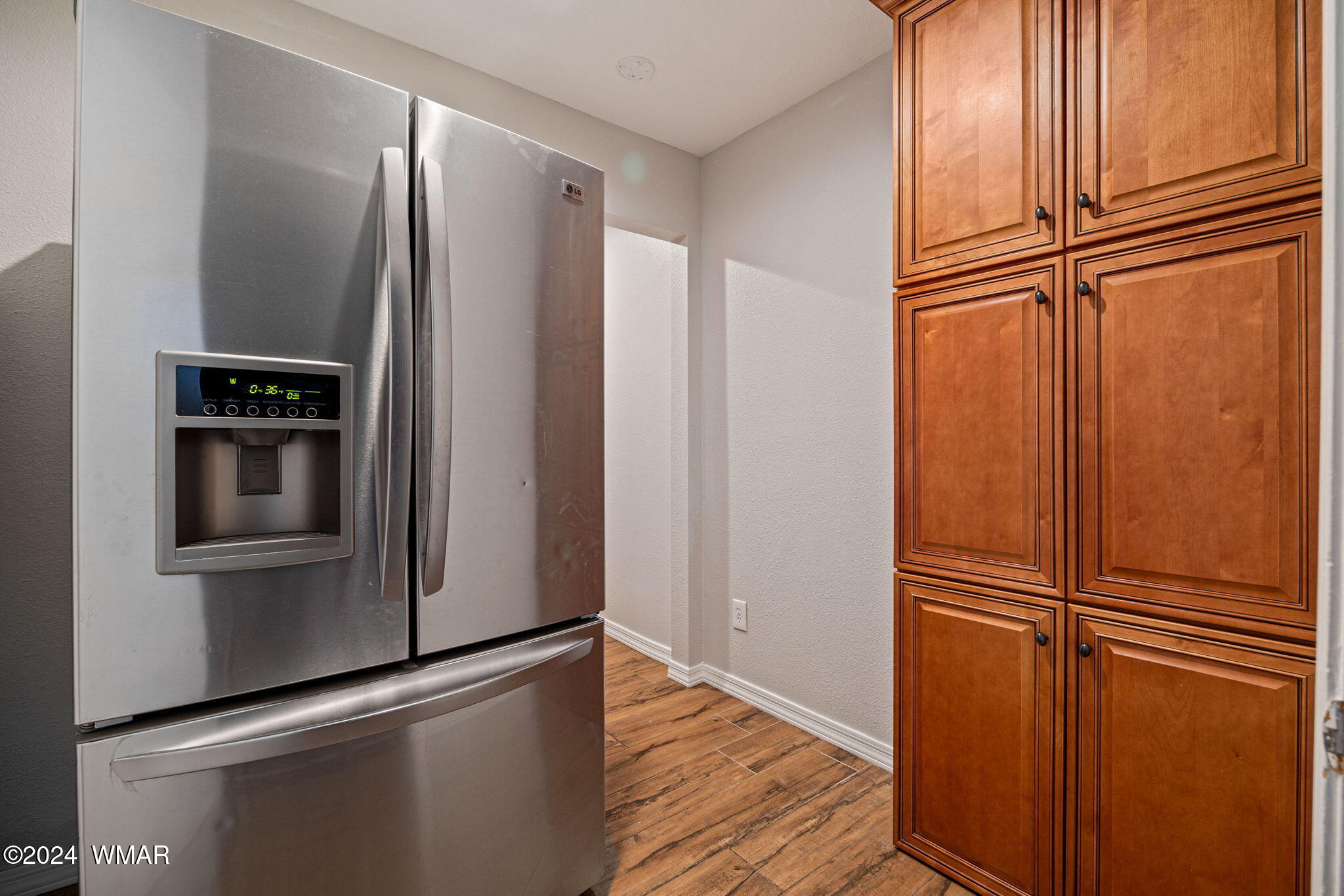 5327 W Paradise Lane