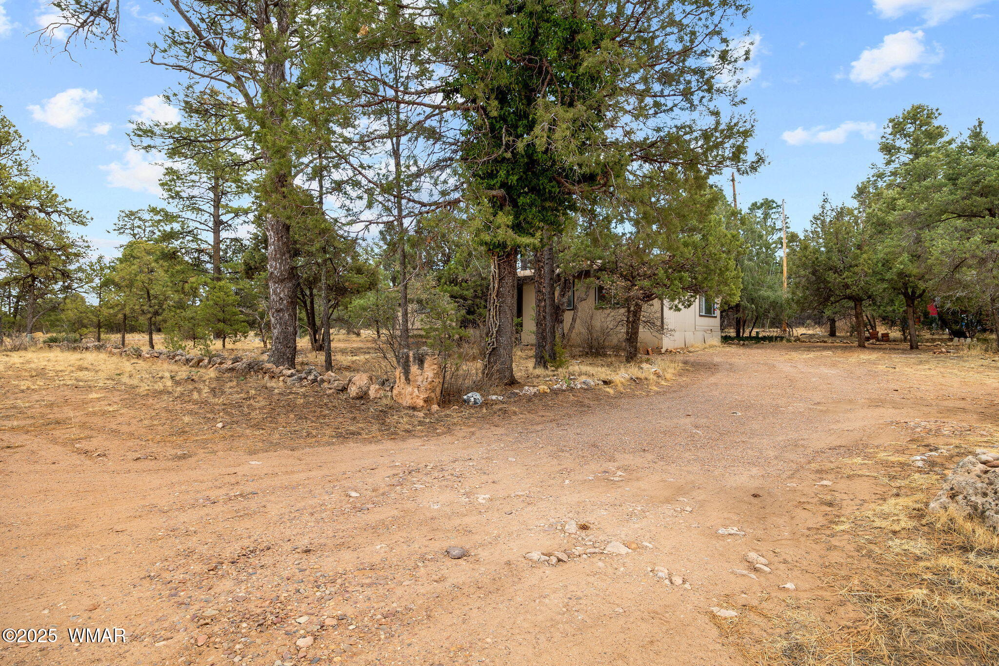 2193 Lobo Trail