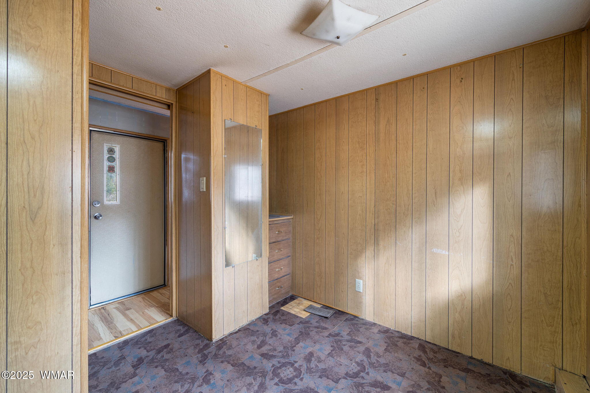 2193 Lobo Trail