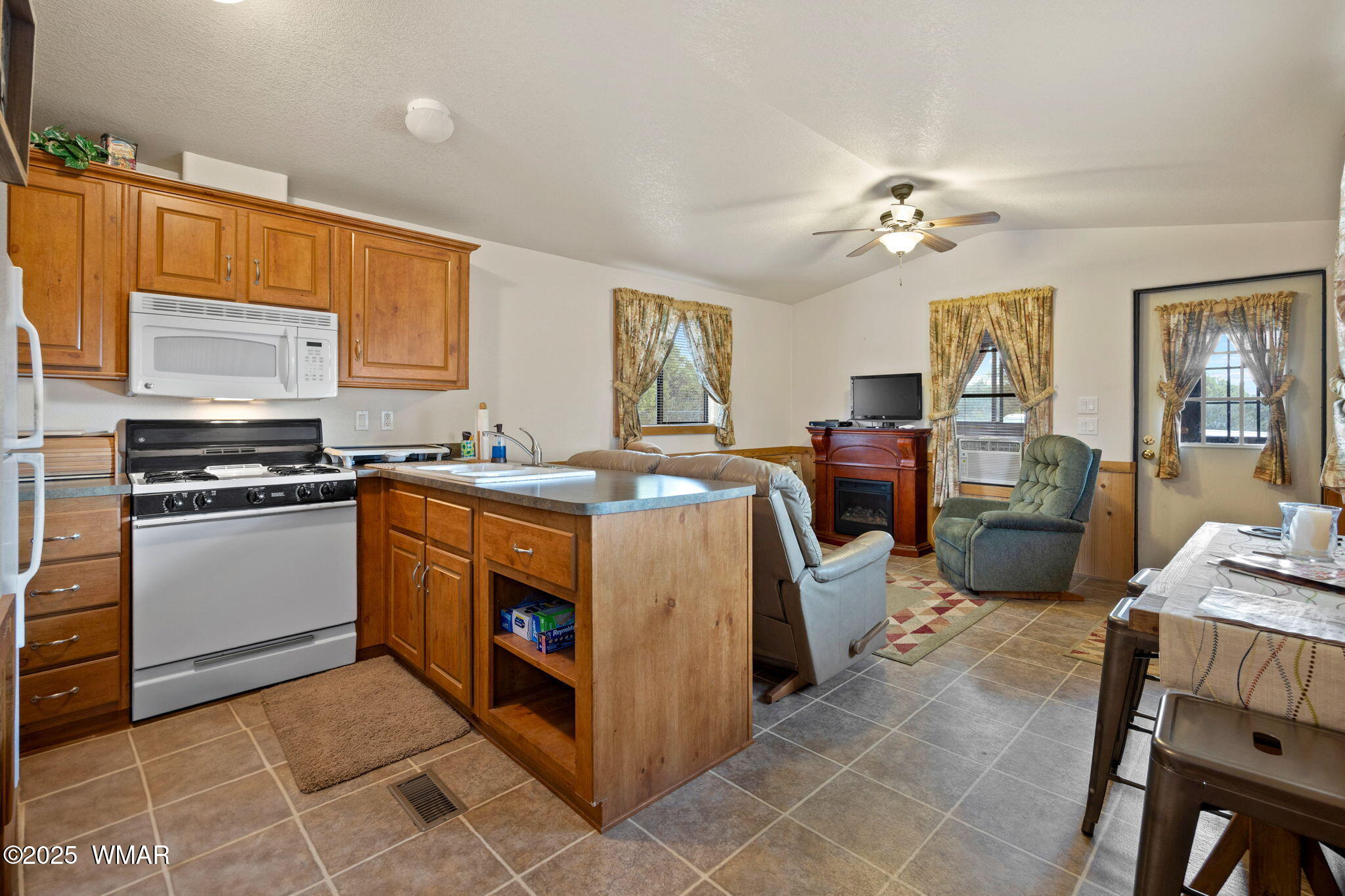 107 North Street, # 3077