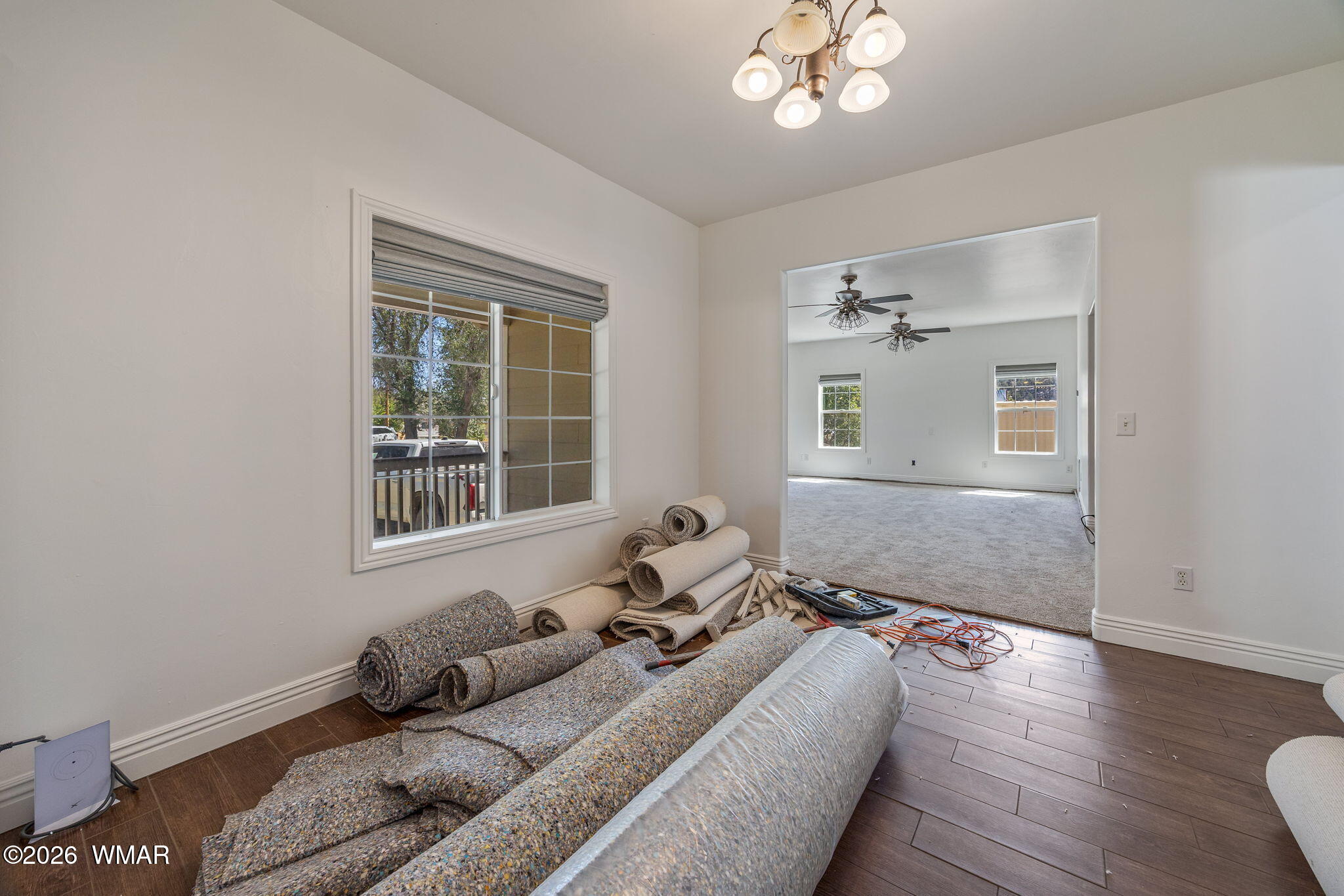1821 Park View