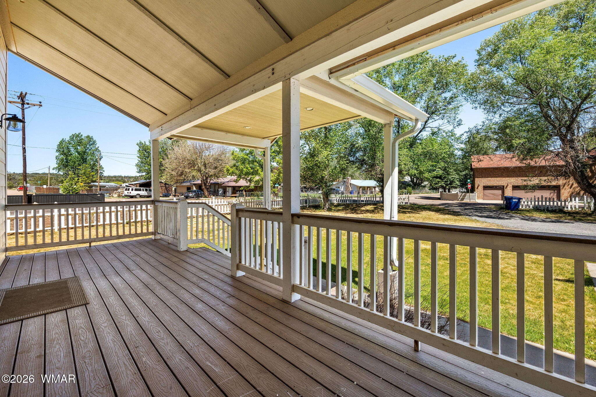 1821 Park View
