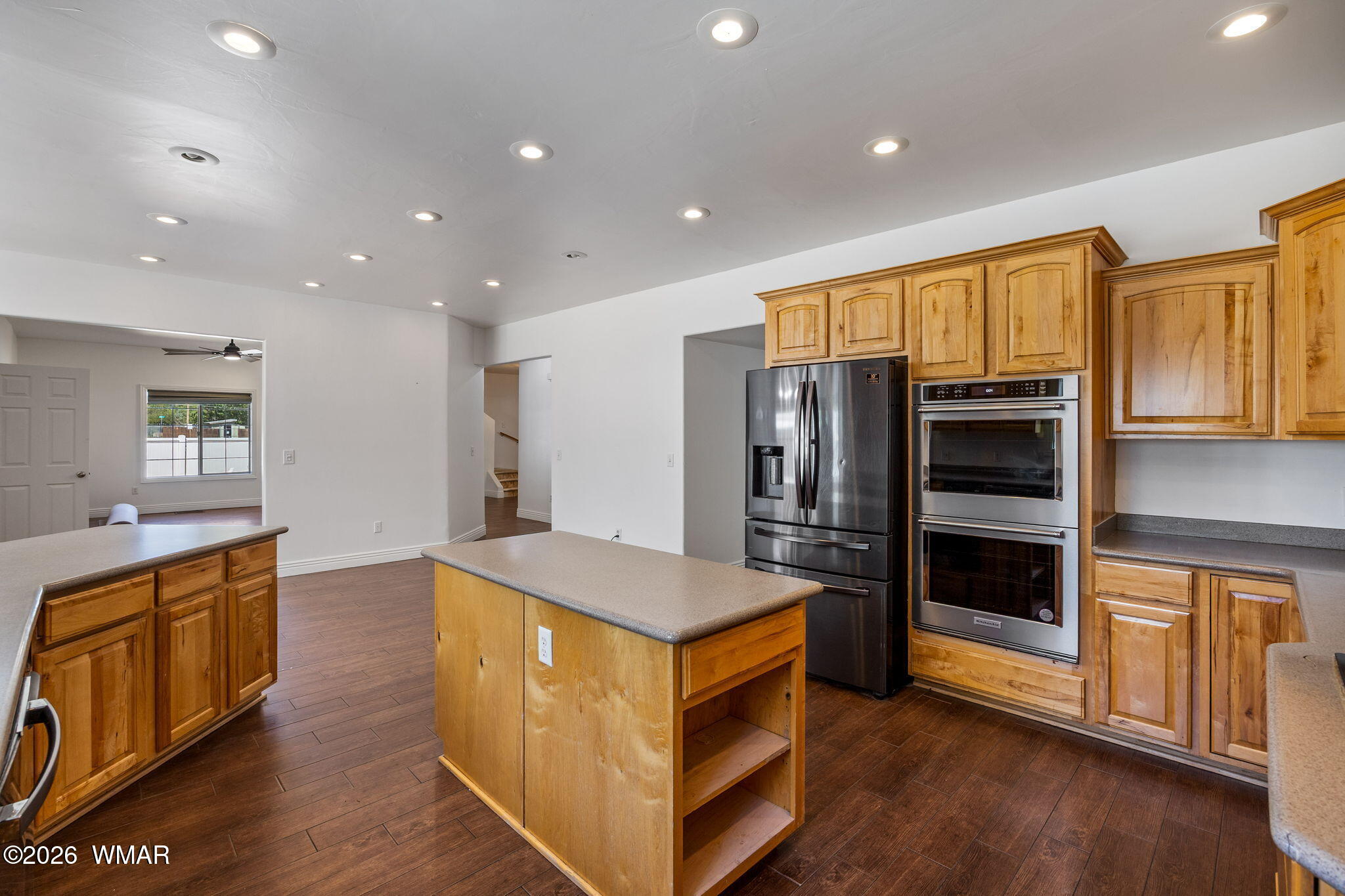 1821 Park View