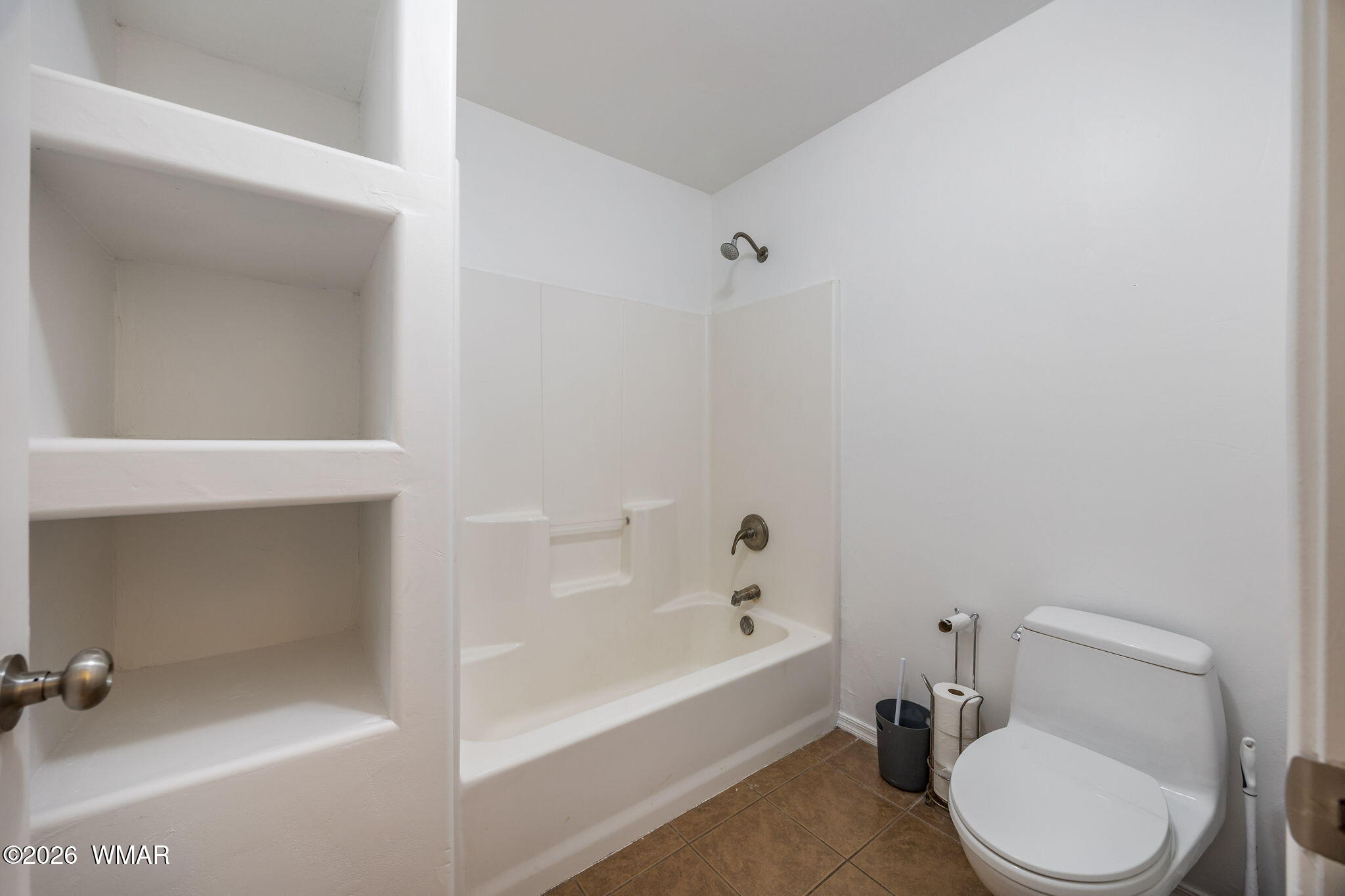 1821 Park View