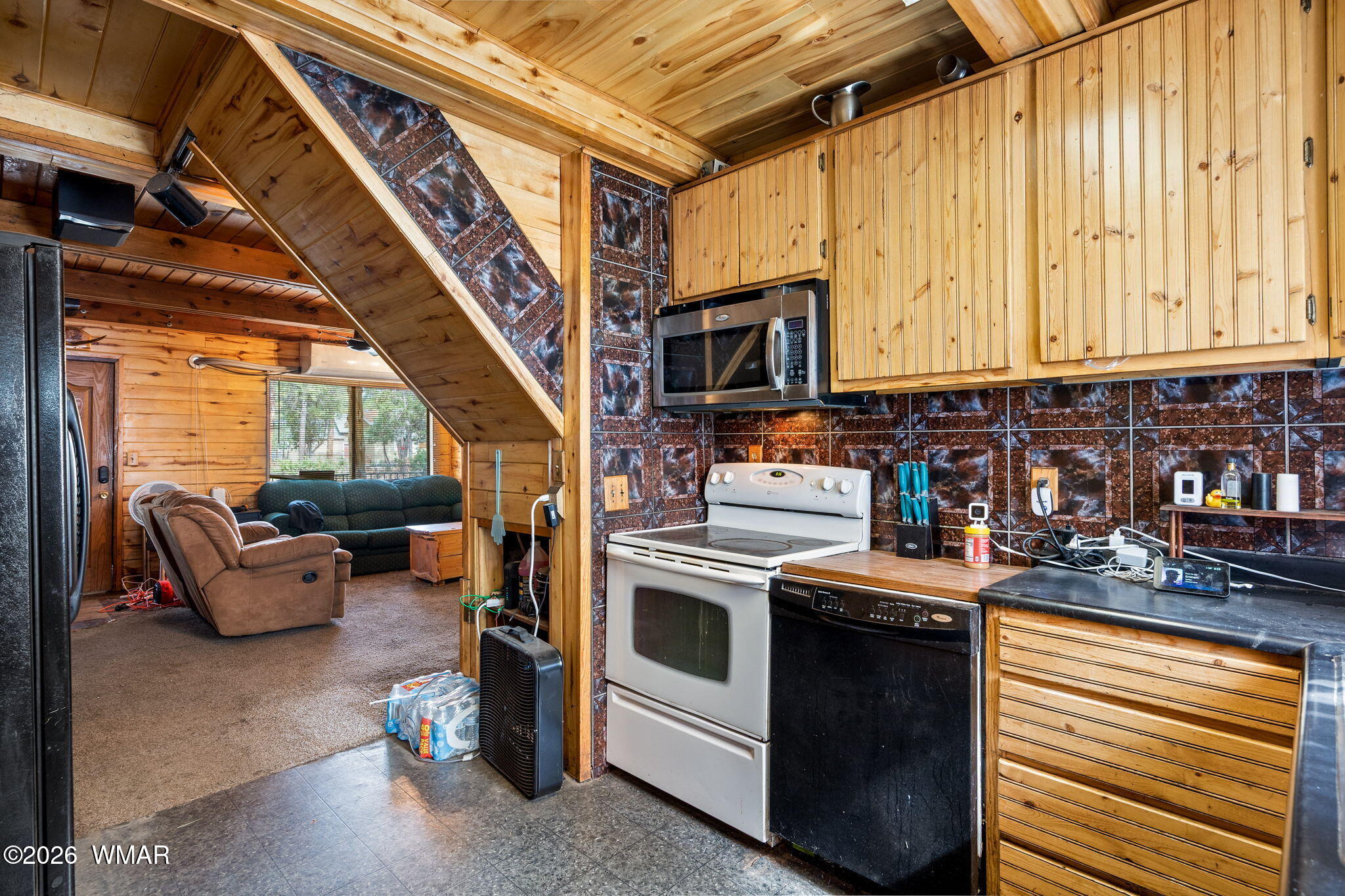 2861 Angel Trail