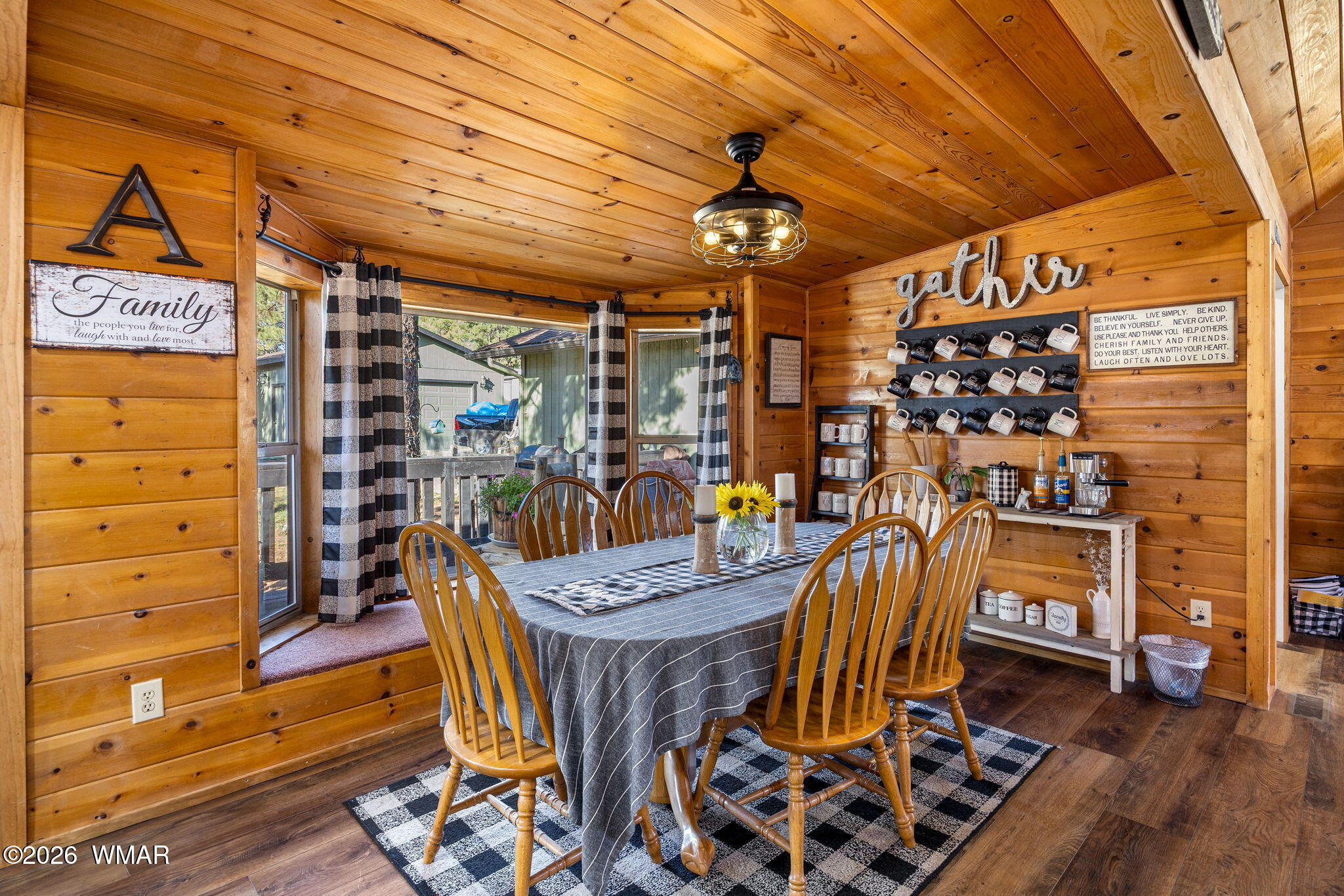 2224 Meadow Trail