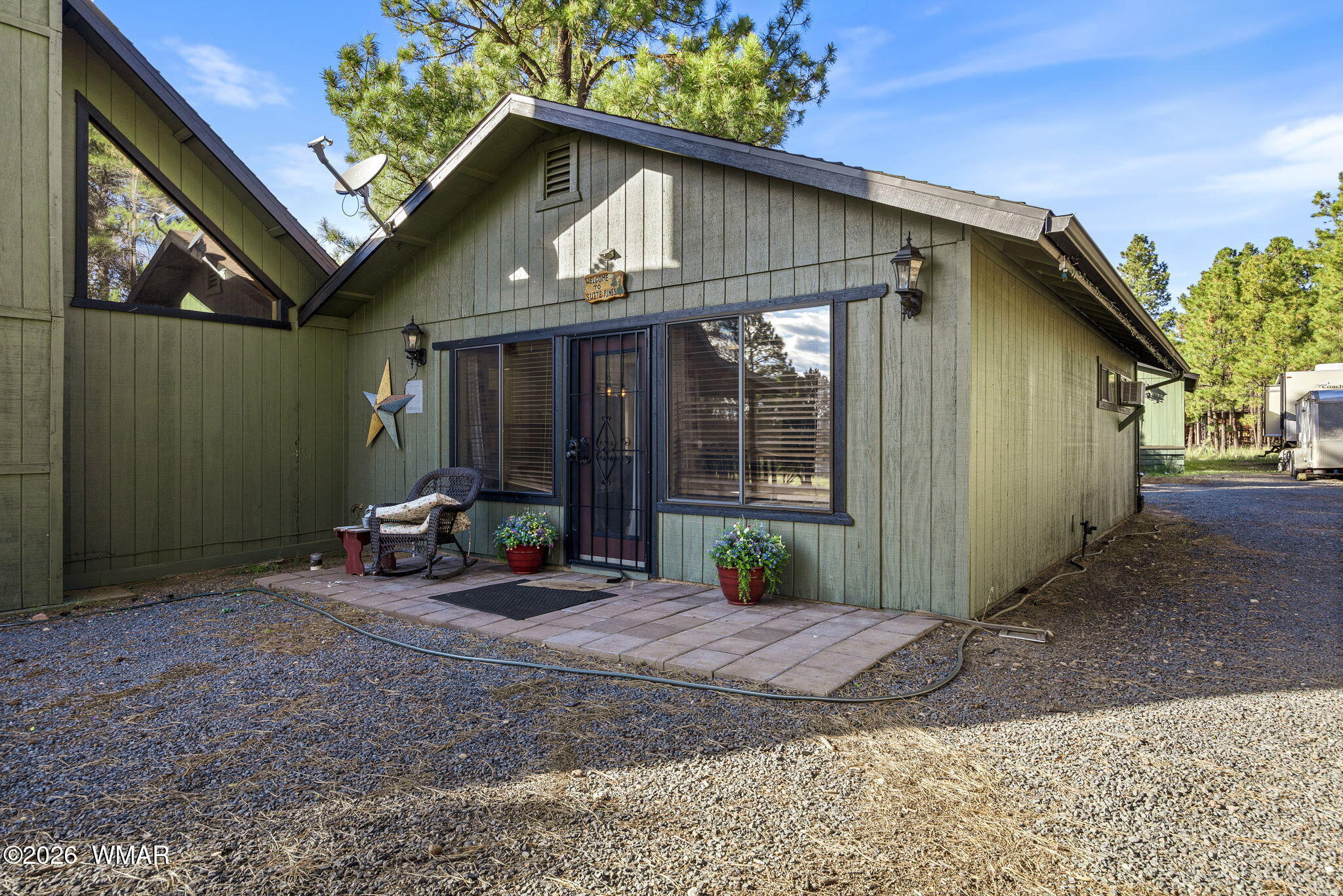 2224 Meadow Trail