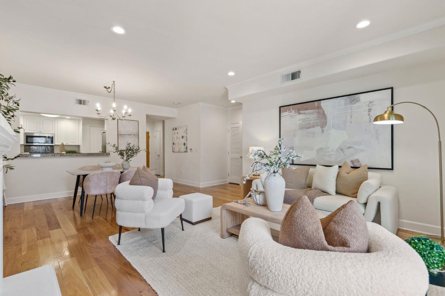 1 W Edith AVE D129