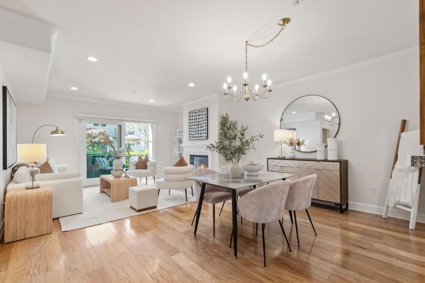 1 W Edith AVE D129