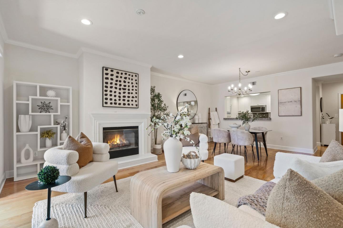 1 W Edith AVE D129