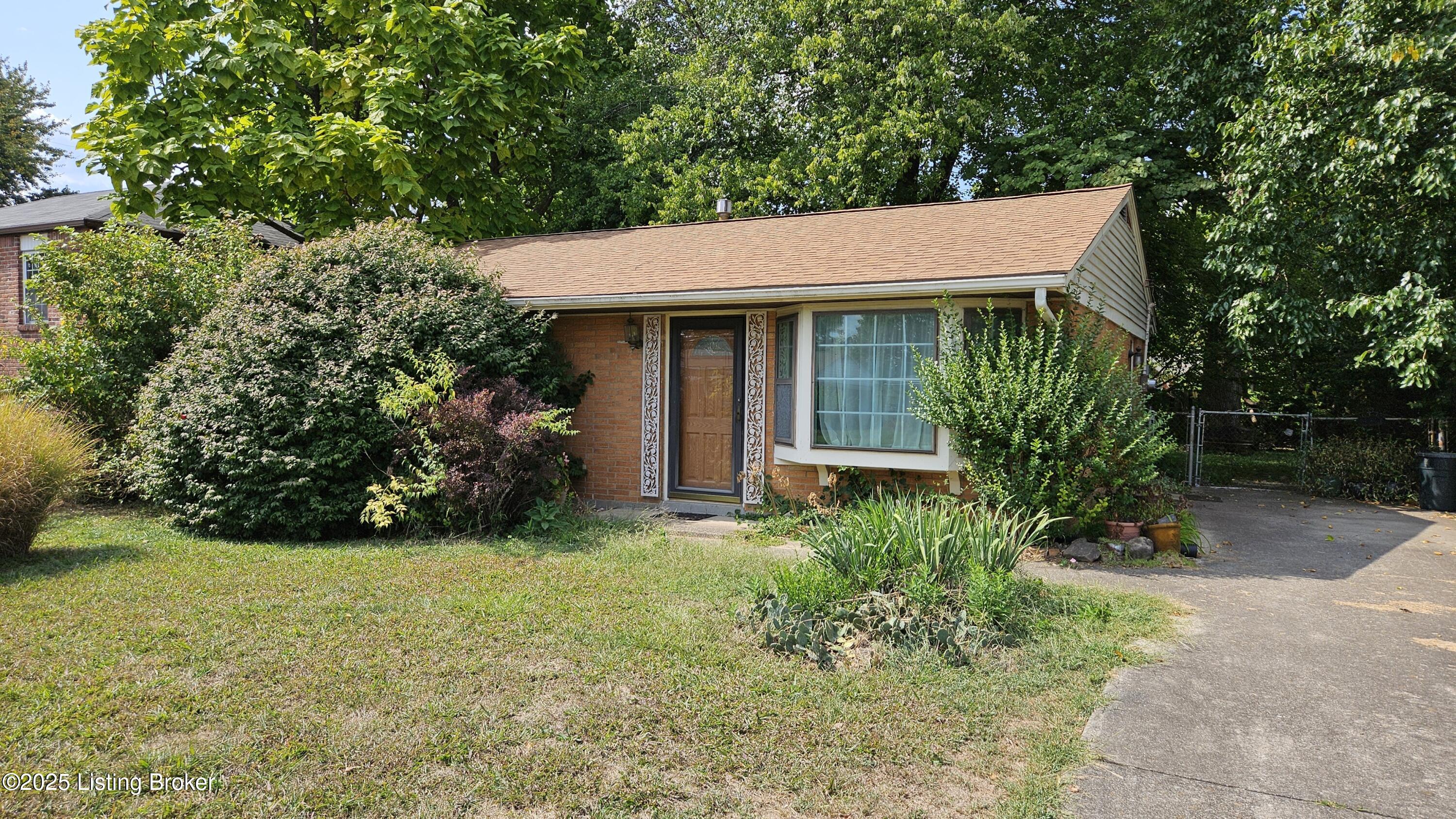 953 Spicewood Dr