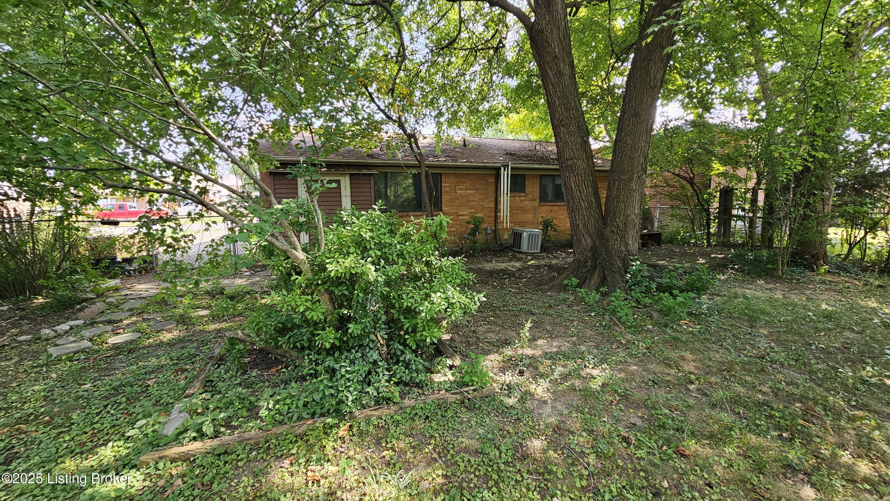 953 Spicewood Dr
