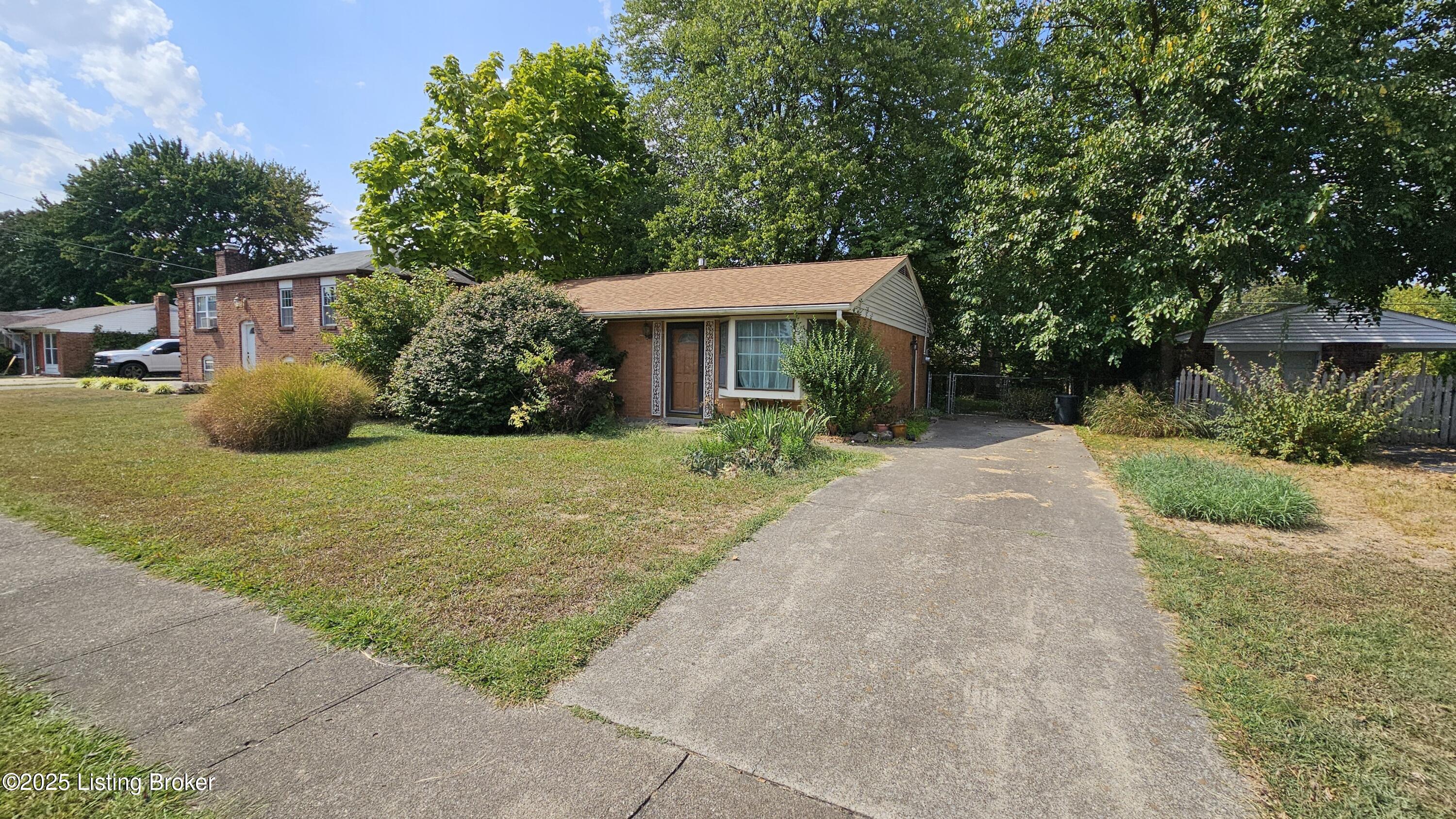 953 Spicewood Dr