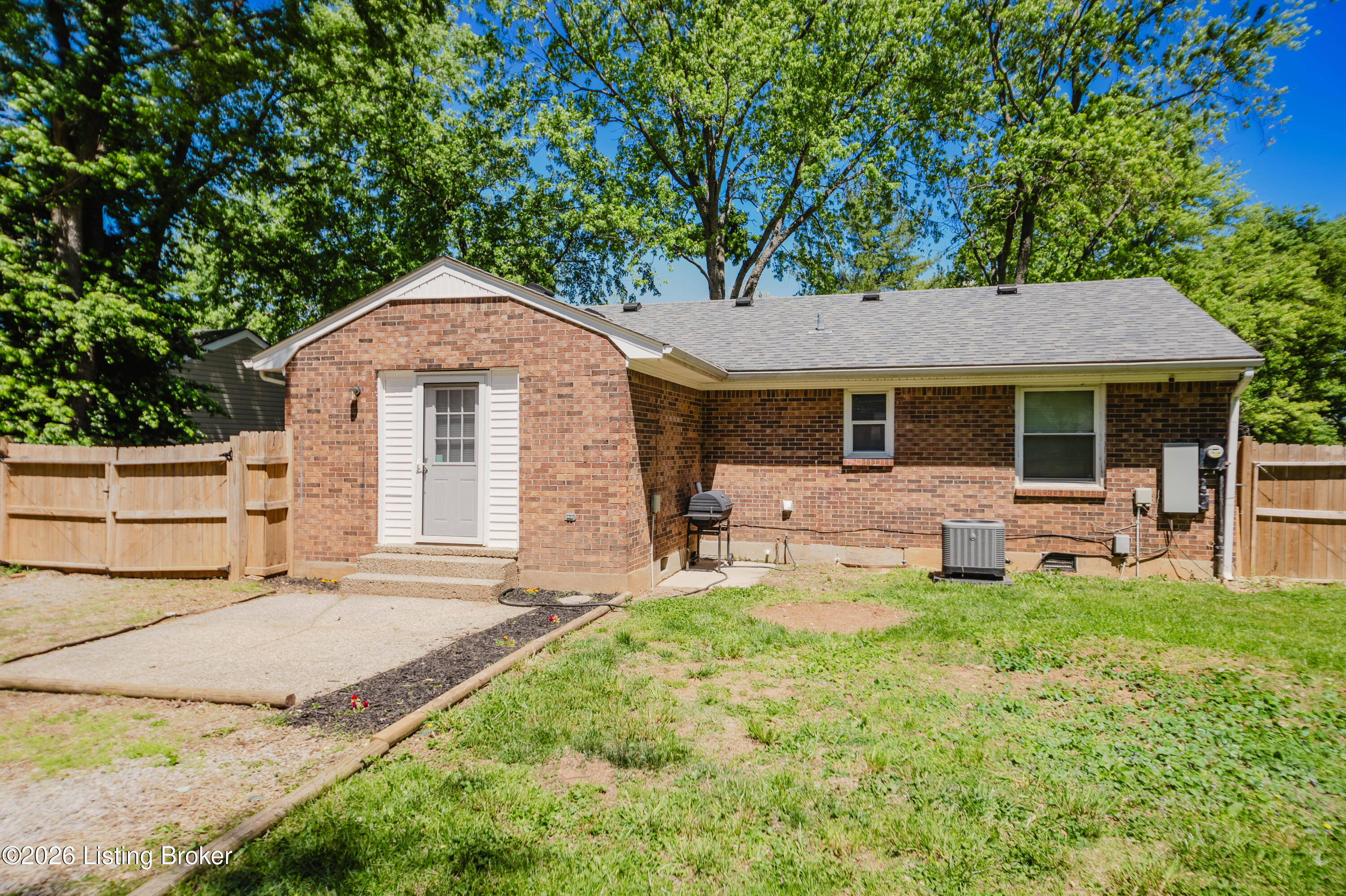11414 Deham Dr