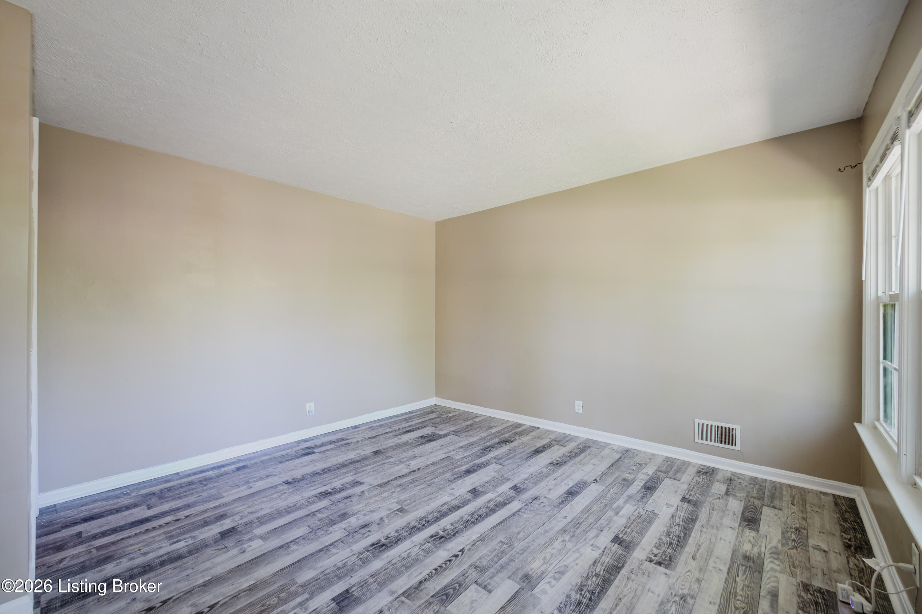 11414 Deham Dr