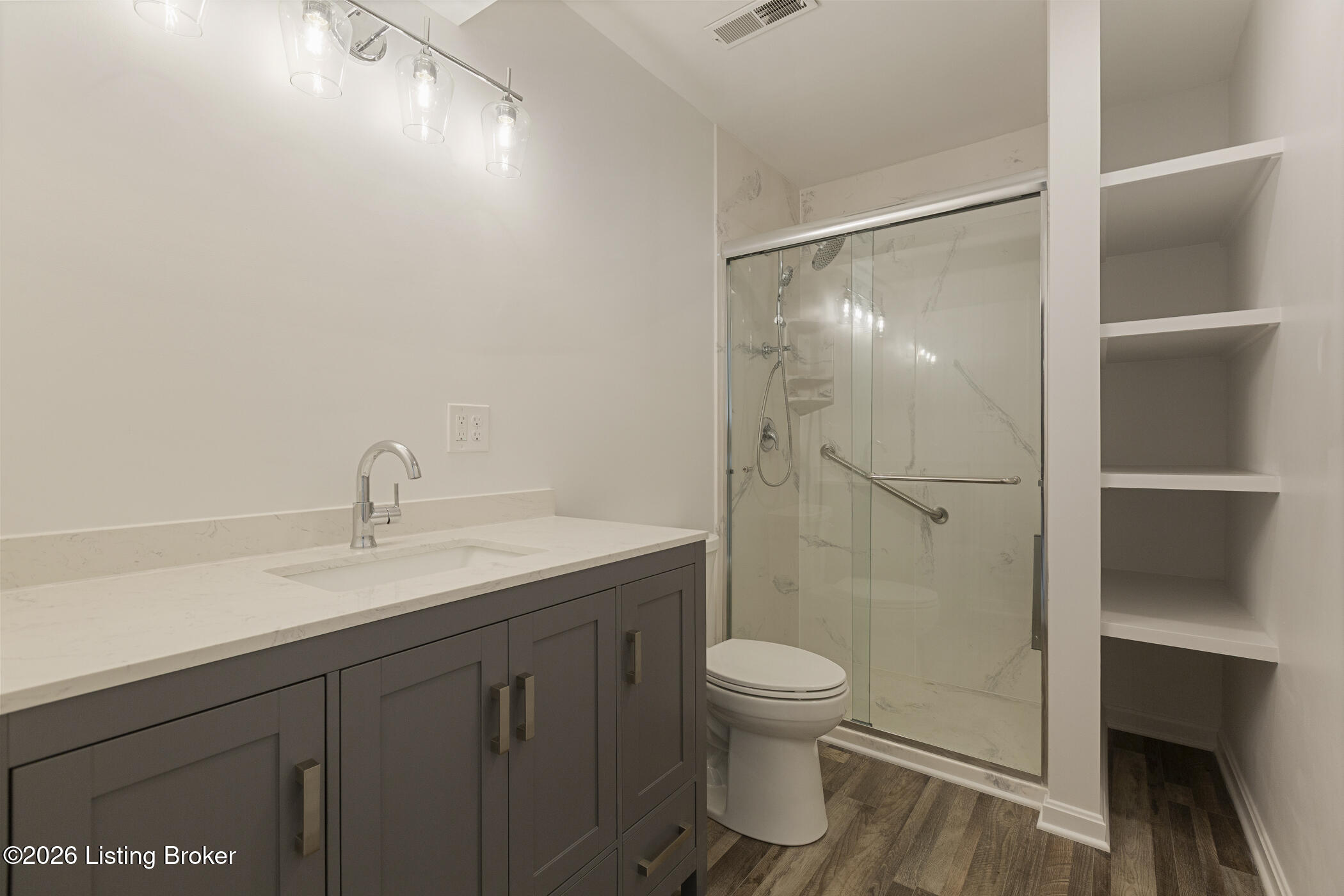 252 W River Rd