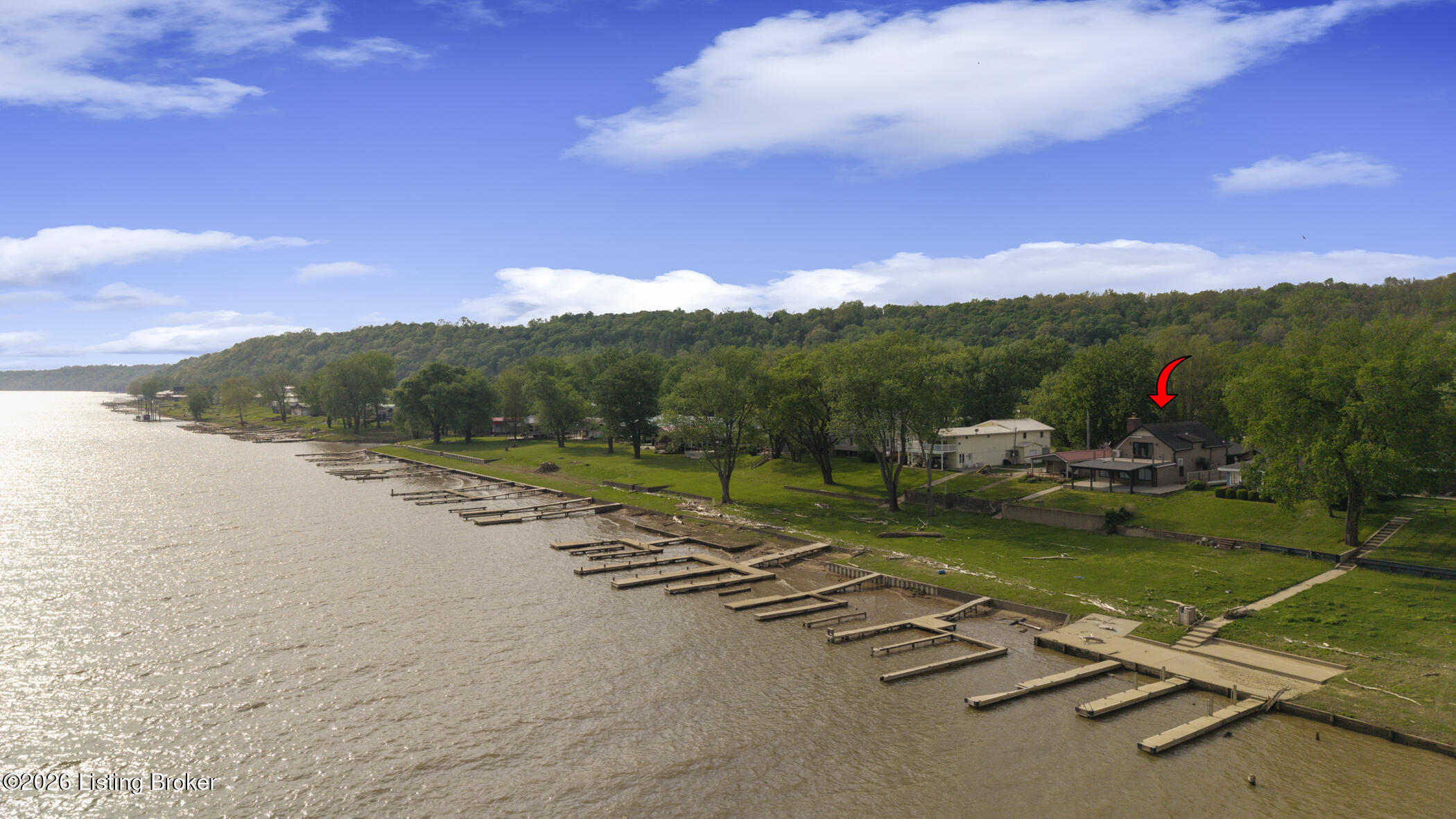 252 W River Rd