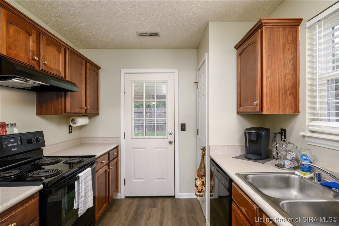 2408 Hover Court