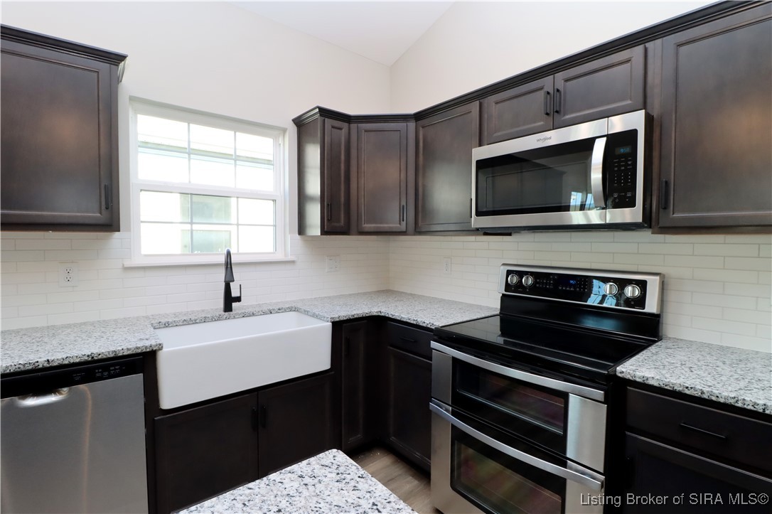 1221-LOT 419 Parkland Trail