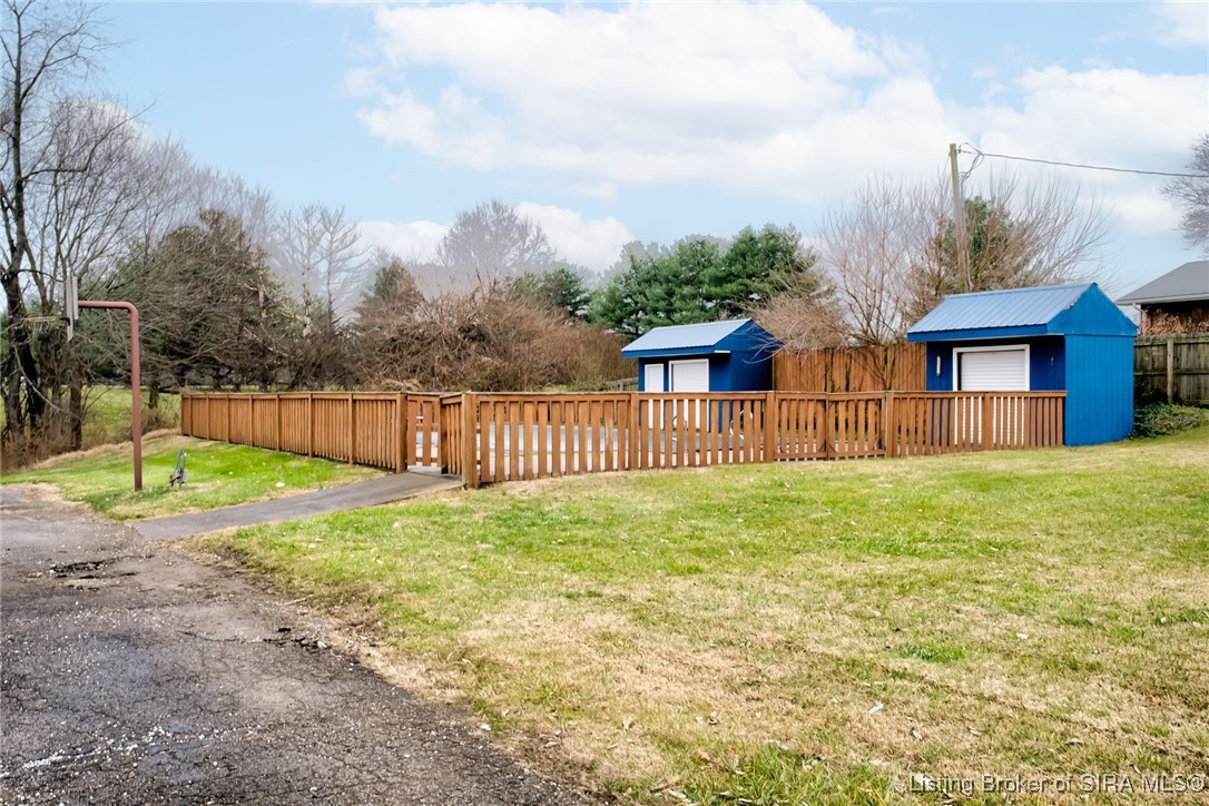 6216 Stacy Road