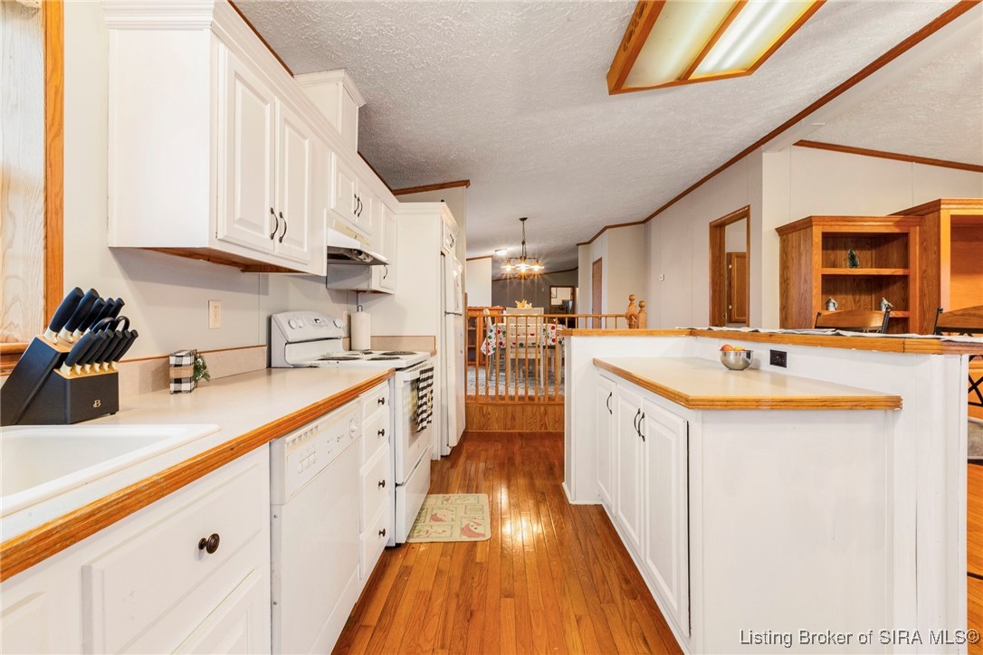 6101 Flint Ridge Road