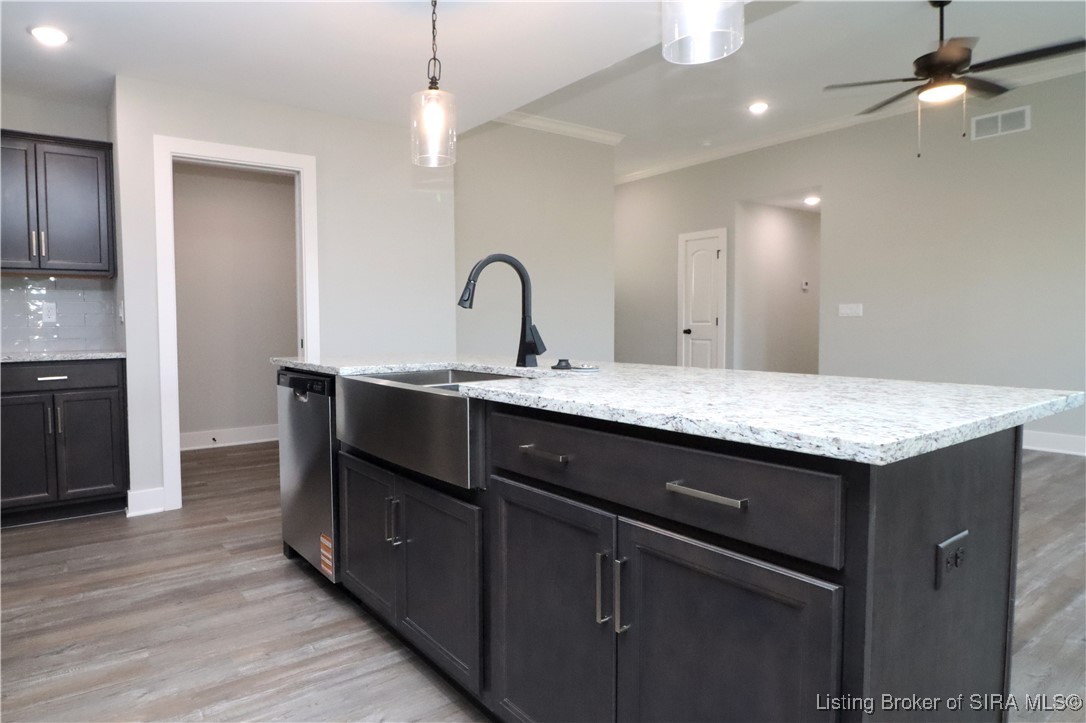 994 - LOT 527 Parkland Trail