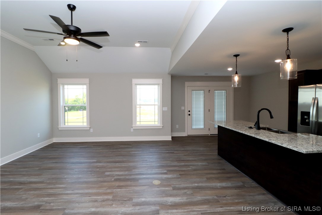 994 - LOT 527 Parkland Trail
