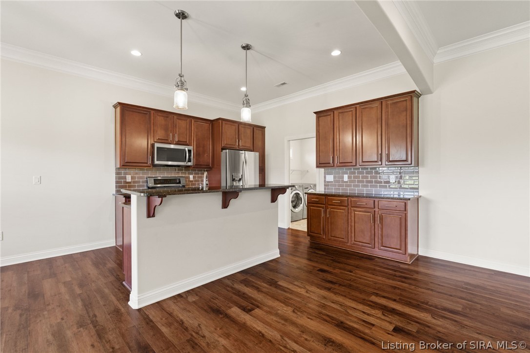 6005 Jillian Drive