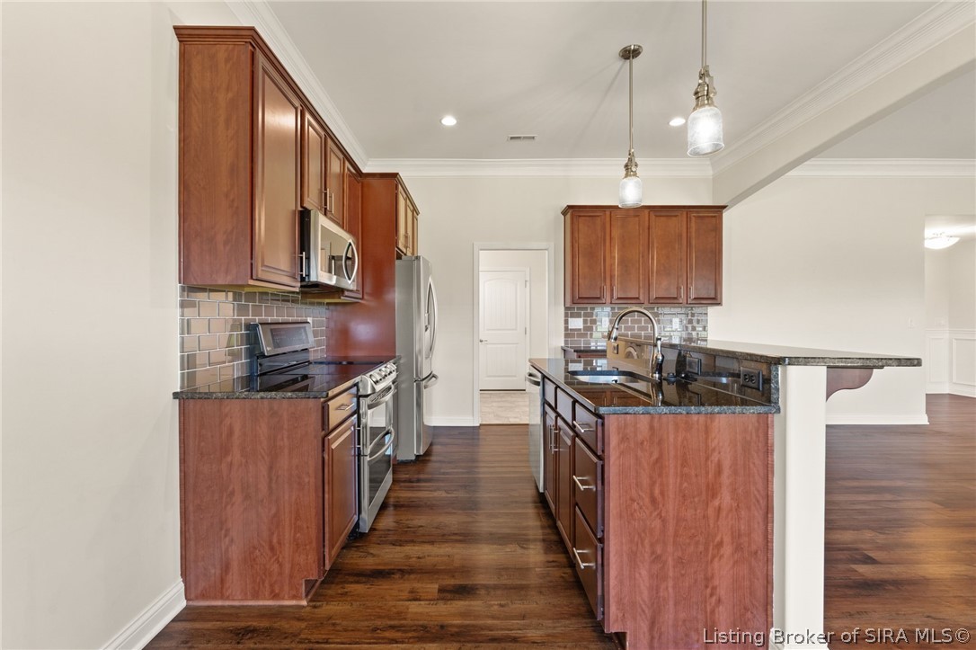 6005 Jillian Drive