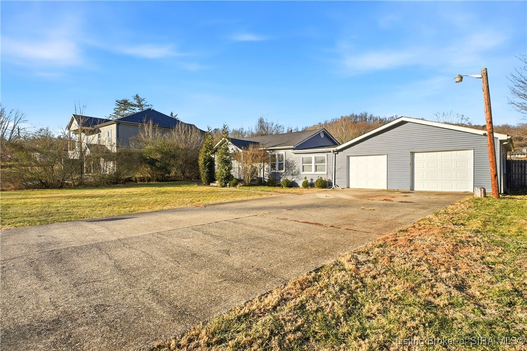 314 Lone Oak Drive