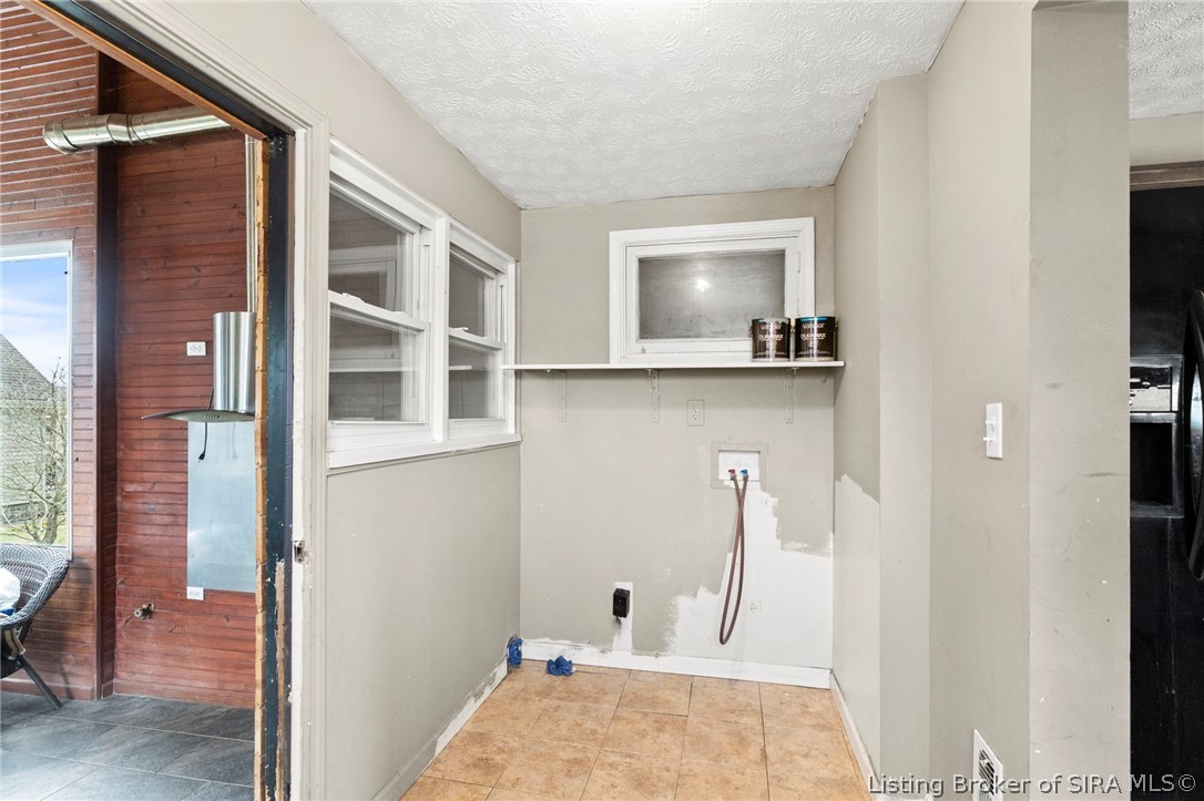 124 W Main Street