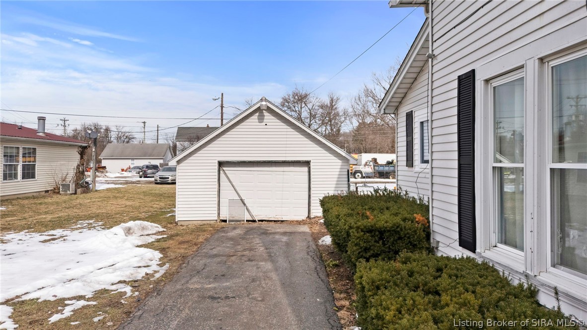 124 W Main Street