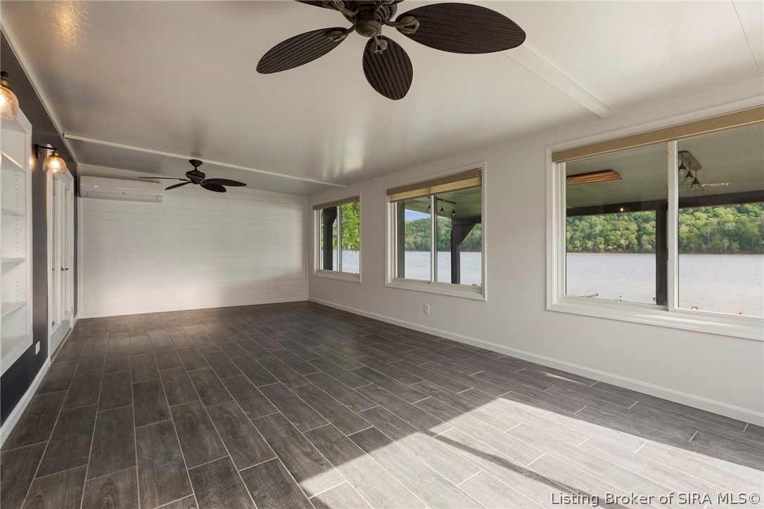 252 River Road W