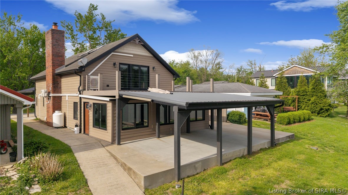 252 River Road W