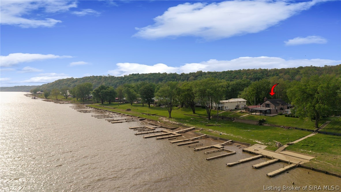 252 River Road W