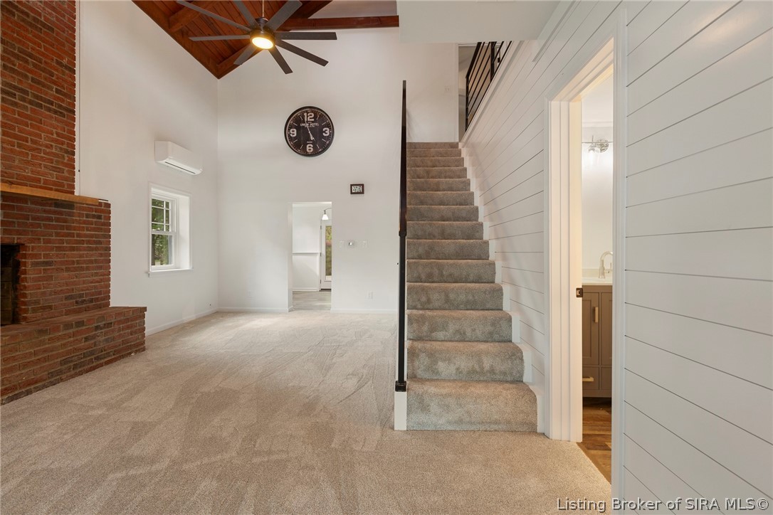 252 River Road W